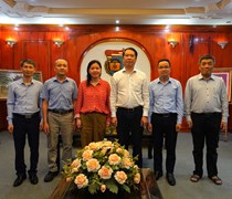 Thúc đẩy trao đổi sinh viên, liên kết đào tạo, trao đổi cán bộ và hợp tác nghiên cứu với Đại học Paris Saclay