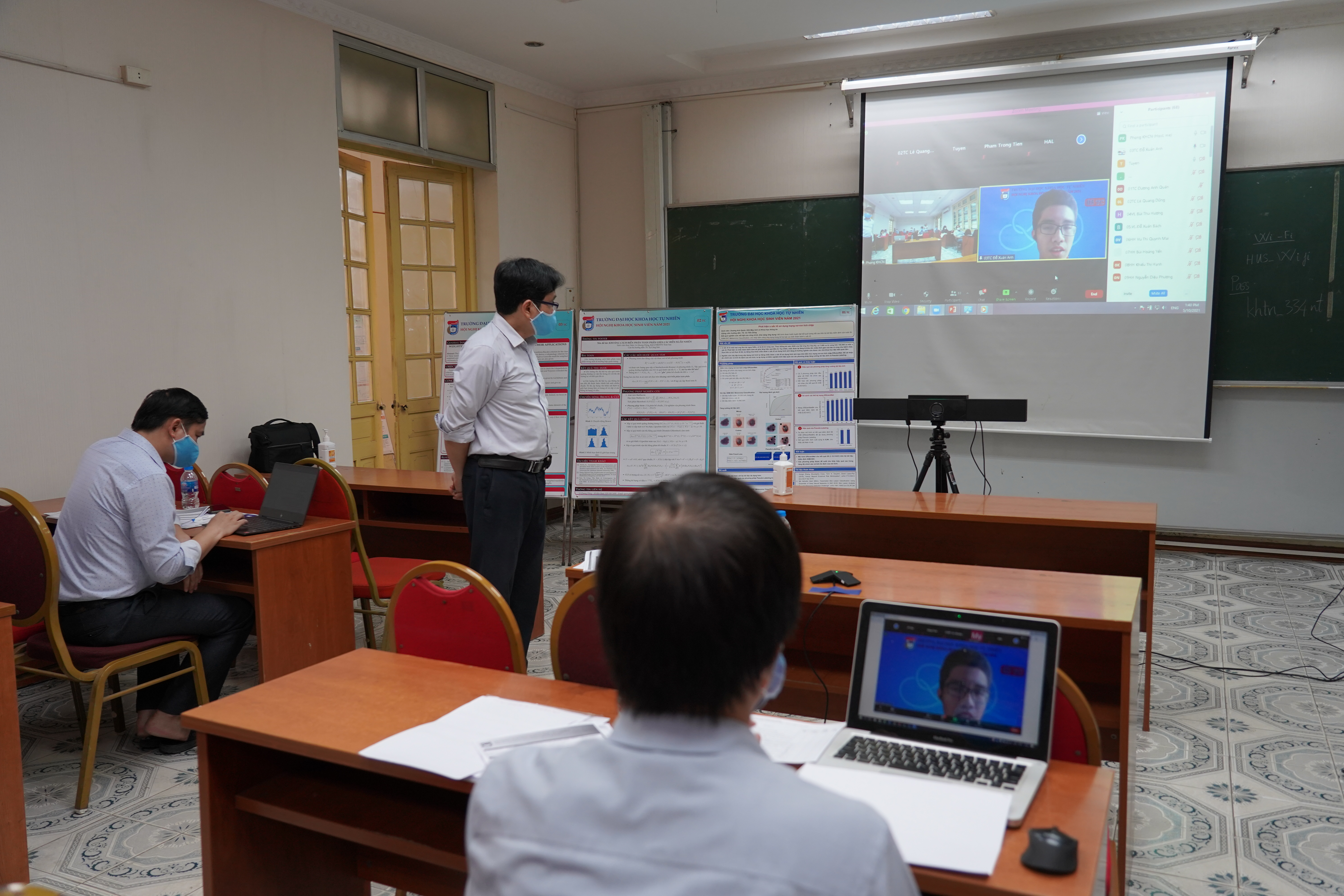 Sinh viên Trường Đại học Khoa học Tự nhiên đạt 05 giải thưởng Nghiên cứu khoa học sinh viên cấp Đại học Quốc gia Hà Nội năm 2021