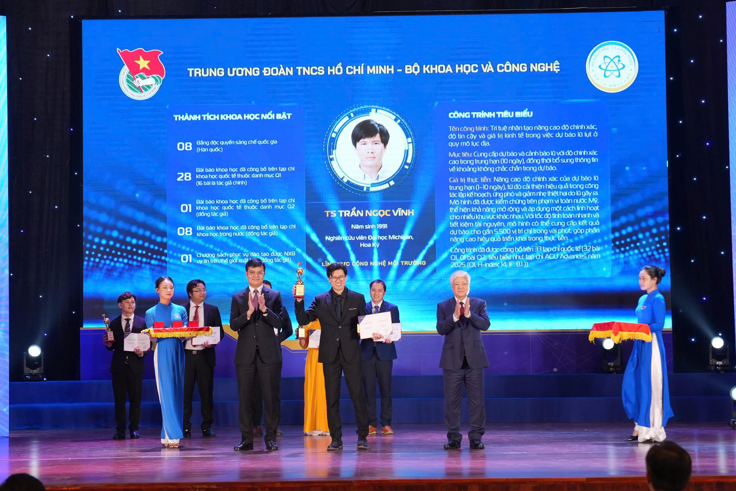 TS.Trần Ngọc Vĩnh, giải thưởng Quả cầu vàng năm 2025: Đi dọc Việt Nam mới biết đất nước mình đẹp đến thế!