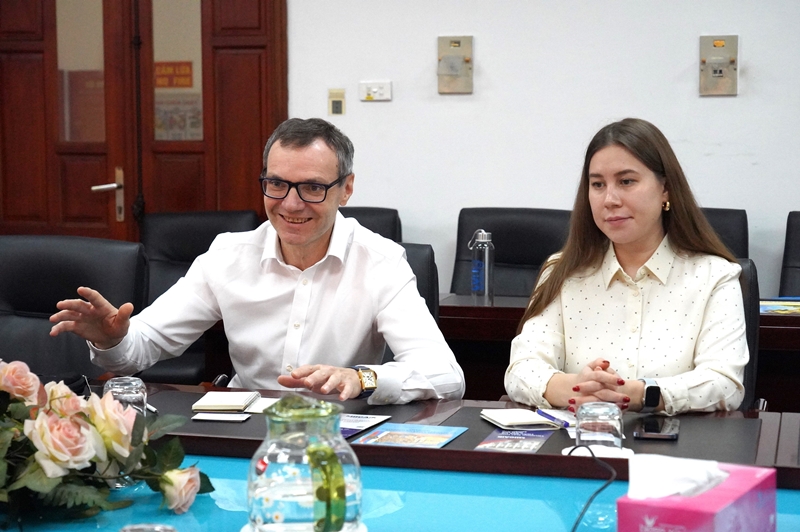 Mở rộng cơ hội đào tạo các chuyên gia về trắc địa, bản đồ và địa chính tại Liên bang Nga