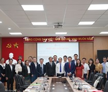 Trường Đại học Khoa học Tự nhiên và Quỹ phát triển Khoa học và Công nghệ Lào chia sẻ kinh nghiệm phát triển khoa học công nghệ và tiềm năng hợp tác