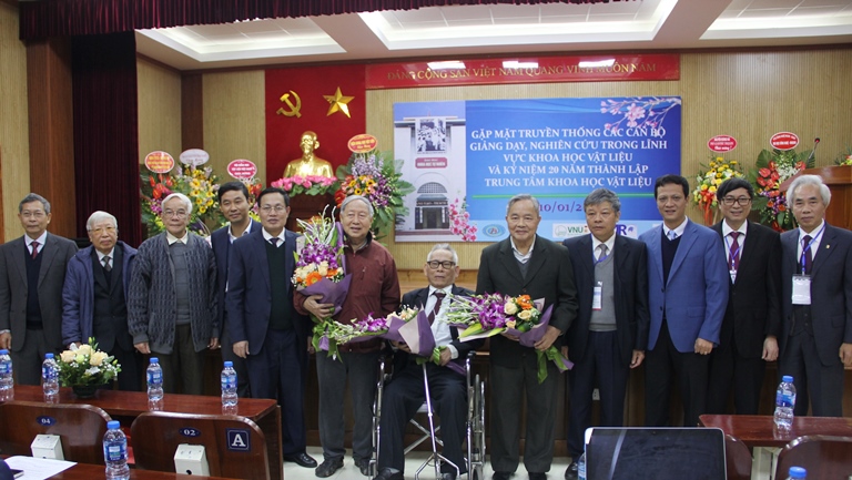 Kỷ niệm 20 năm thành lập Trung tâm Khoa học Vật liệu: Trân trọng lịch sử - Truyền lửa đam mê cho hiện tại và tương lai