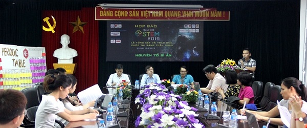 Trường Đại học Khoa học Tự nhiên chủ trì tổ chức Ngày hội STEM 2019: “Nguyên tố bí ẩn”