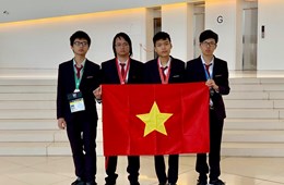 Đội tuyển Trường THPT Chuyên Khoa học Tự nhiên đạt huy chương Vàng, Bạc và Đồng tại Olympic Tin học quốc tế 2019