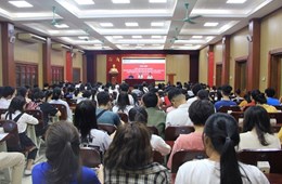 Gặp mặt tân sinh viên các CTĐT đặc biệt:  CTĐT tiên tiến và CTĐT chất lượng cao theo Thông tư 23 tăng cường thực tập, thực tế và cơ hội việc làm cho sinh viên