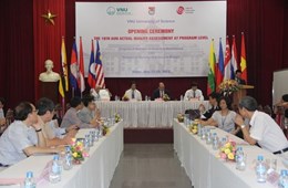 Trường Đại học Khoa học Tự nhiên, ĐHQGHN kiểm định chất lượng chương trình đào tạo ngành Vật lý, ngành Môi trường và ngành Địa chất theo bộ tiêu chuẩn AUN- QA