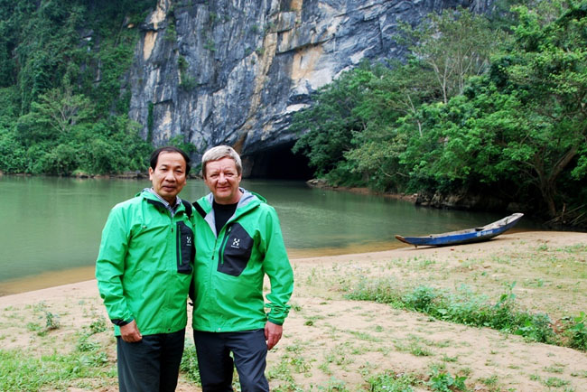 PGS. TS Tạ Hòa Phương - Say sưa chưa bao giờ cạn