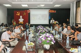 Họp mặt cựu sinh viên Khoa Toán Cơ Tin học 