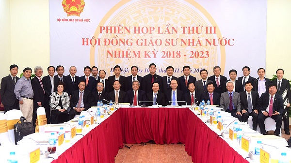 Điều chỉnh lịch xét công nhận đạt tiêu chuẩn chức danh GS, PGS năm 2020