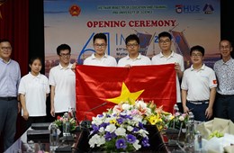 Học sinh Trường THPT Chuyên KHTN giành 2 Huy chương Vàng tại Olympic Toán quốc tế 2020