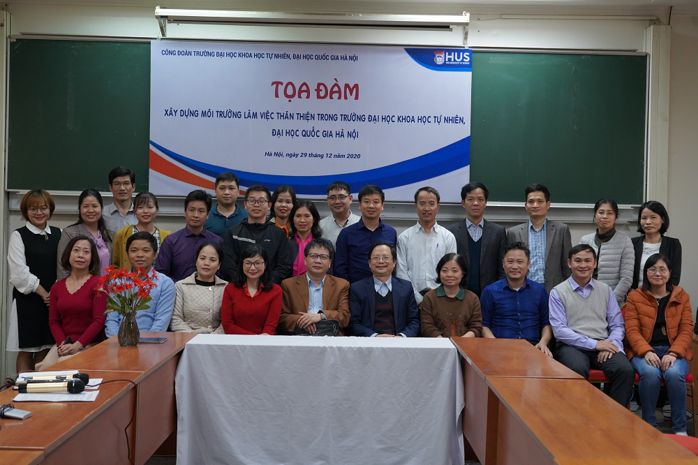 Công đoàn Trường ĐHKHTN cùng tọa đàm xây dựng môi trường làm việc thân thiện