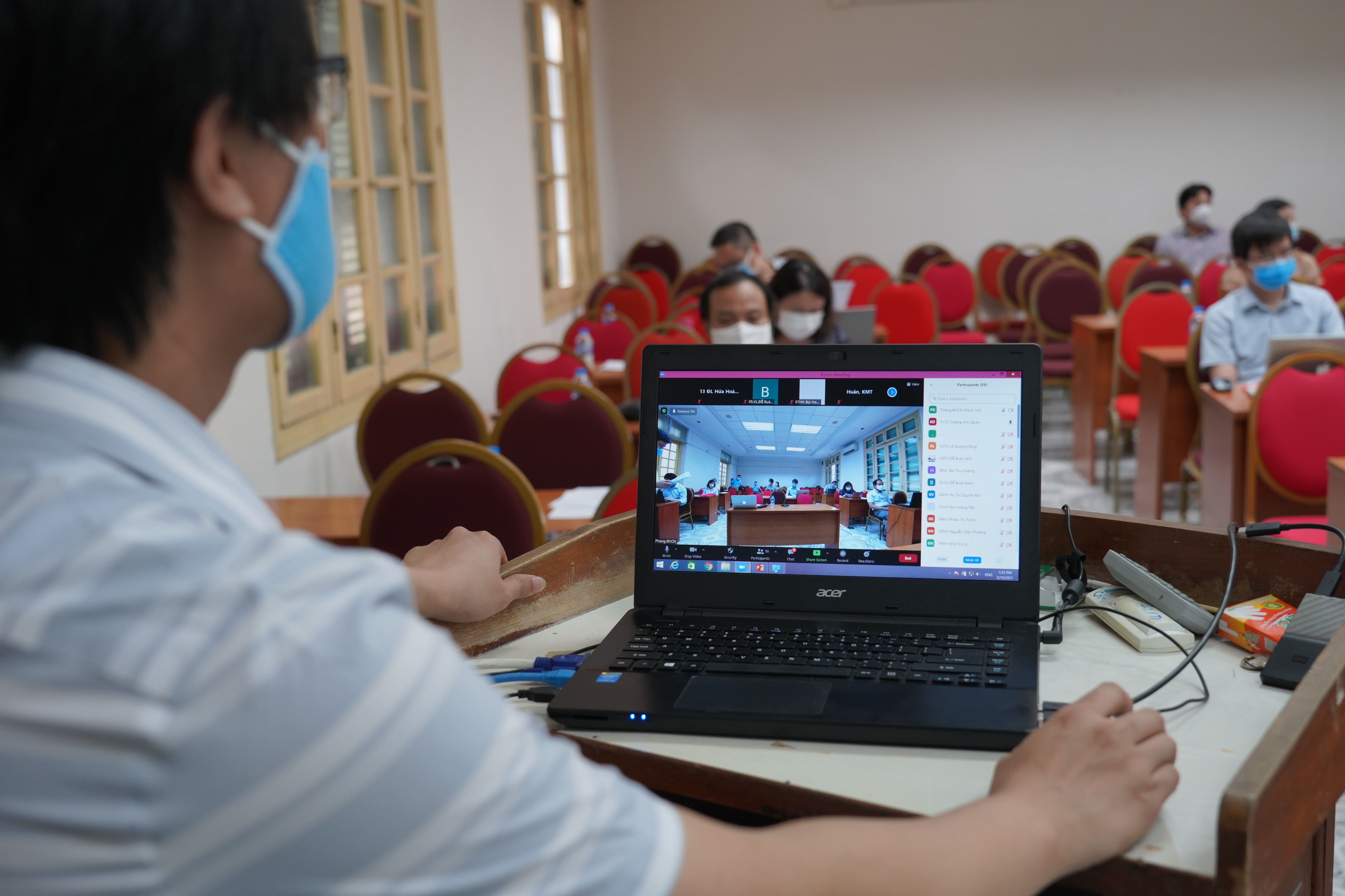 Covid-19 không ảnh hưởng đến đam mê nghiên cứu khoa học của sinh viên Trường Đại học Khoa học Tự nhiên