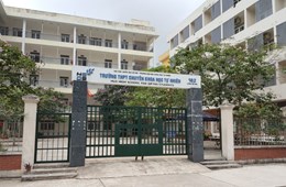 Trường THPT Chuyên KHTN vinh dự nhận thư khen từ Chủ tịch nước