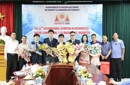 Cả 4 học sinh đoàn Việt Nam đều giành huy chương tại Olympic Tin học quốc tế 2022