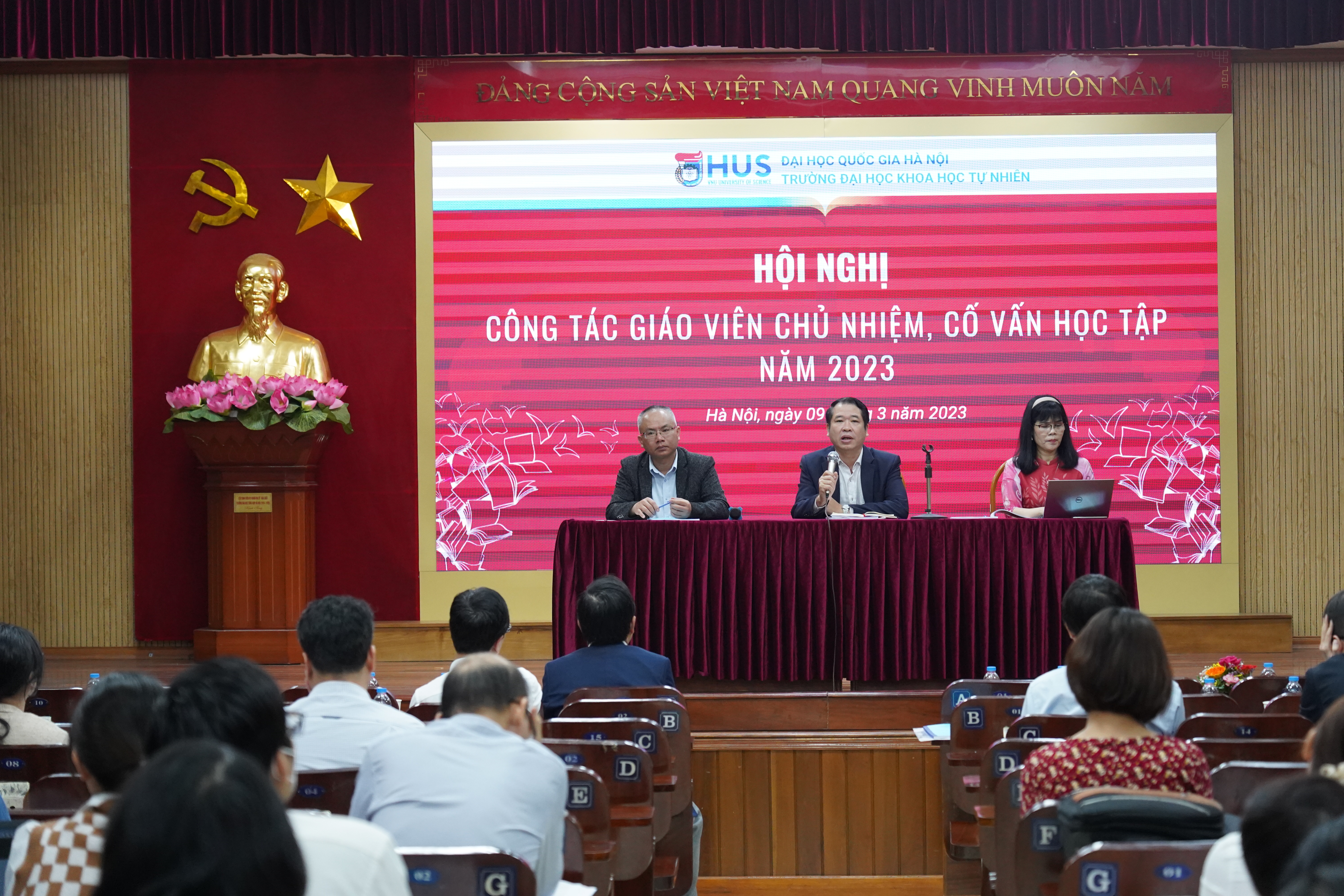 Hội nghị công tác giáo viên chủ nhiệm và cố vấn học tập năm học 2022-2023