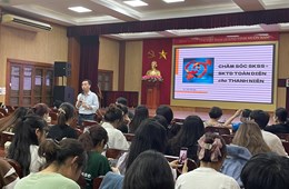 Sinh viên Trường ĐHKHTN được chuyên gia giúp “lấp khoảng trống” về chăm sóc sức khoẻ sinh sản, sức khoẻ tình dục