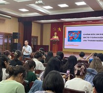 Sinh viên Trường ĐHKHTN được chuyên gia giúp “lấp khoảng trống” về chăm sóc sức khoẻ sinh sản, sức khoẻ tình dục