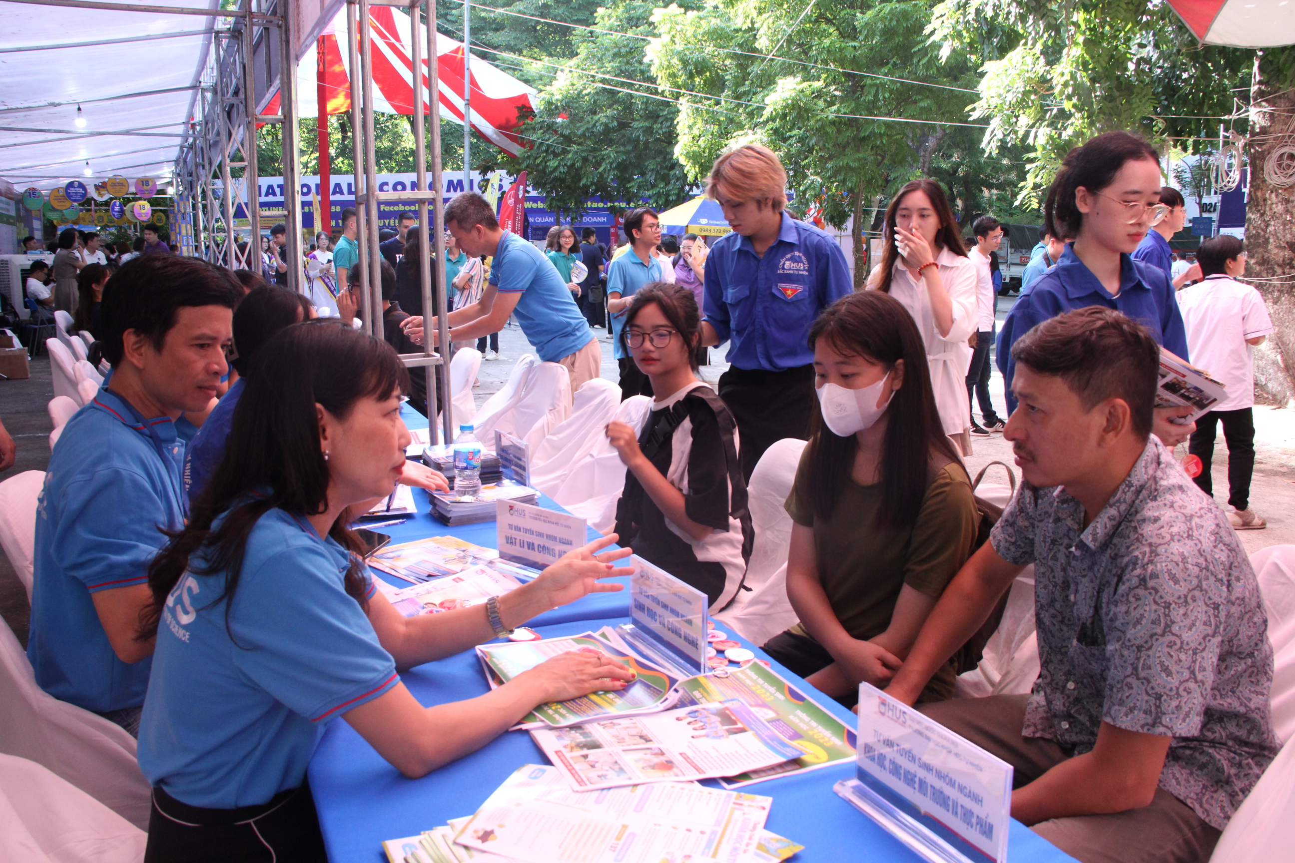 “Nóng” trong Ngày hội lựa chọn nguyện vọng 2023