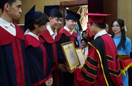 Tràn ngập niềm vui trong Lễ Bế giảng và trao bằng cử nhân khoa học năm 2023