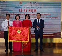 Công đoàn Trường ĐHKHTN không ngừng phấn đấu trên hành trình xây dựng và phát triển của Nhà trường