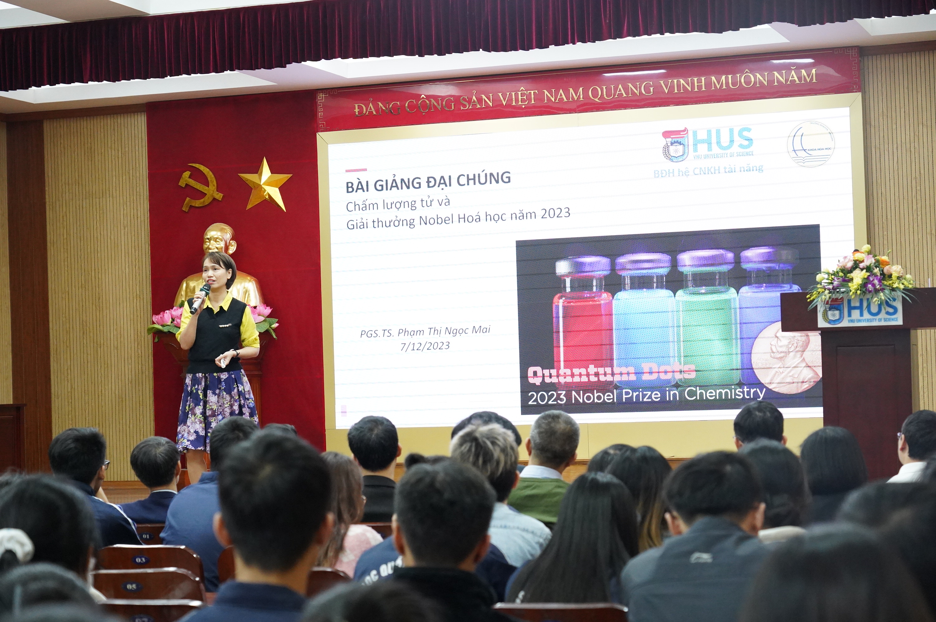 Bài giảng đại chúng: Chấm lượng tử và Giải thưởng Nobel Hoá học năm 2023