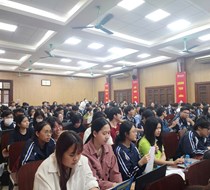 Sinh viên Trường Đại học Khoa học Tự nhiên học nâng cao kỹ năng chăm sóc sức khỏe toàn diện
