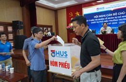 Trường Đại học Khoa học Tự nhiên tổ chức “Hội nghị cán bộ chủ chốt lấy ý kiến tín nhiệm về nhân sự bổ nhiệm, bổ nhiệm lại chức vụ Phó Hiệu trưởng nhiệm kỳ 2025-2030”