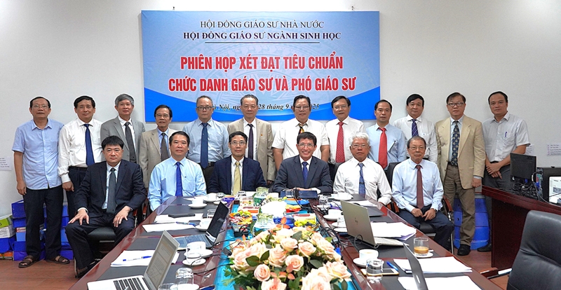 Khai mạc phiên họp xét đạt tiêu chuẩn chức danh Giáo sư, Phó Giáo sư Hội đồng Giáo sư ngành Sinh học năm 2025