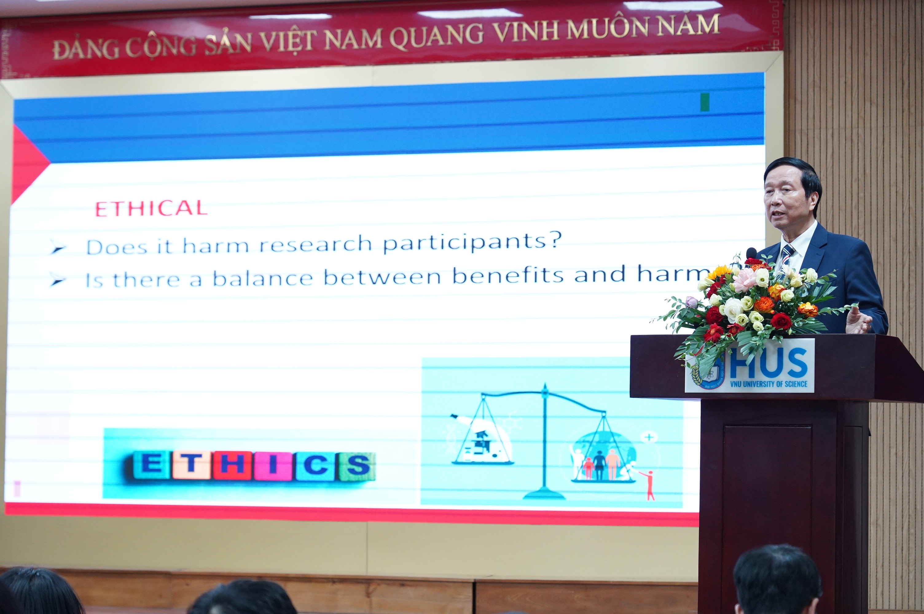 “Thai nghén” để có một câu hỏi nghiên cứu tốt – Bài học từ giải thưởng Nobel Y sinh năm 2025