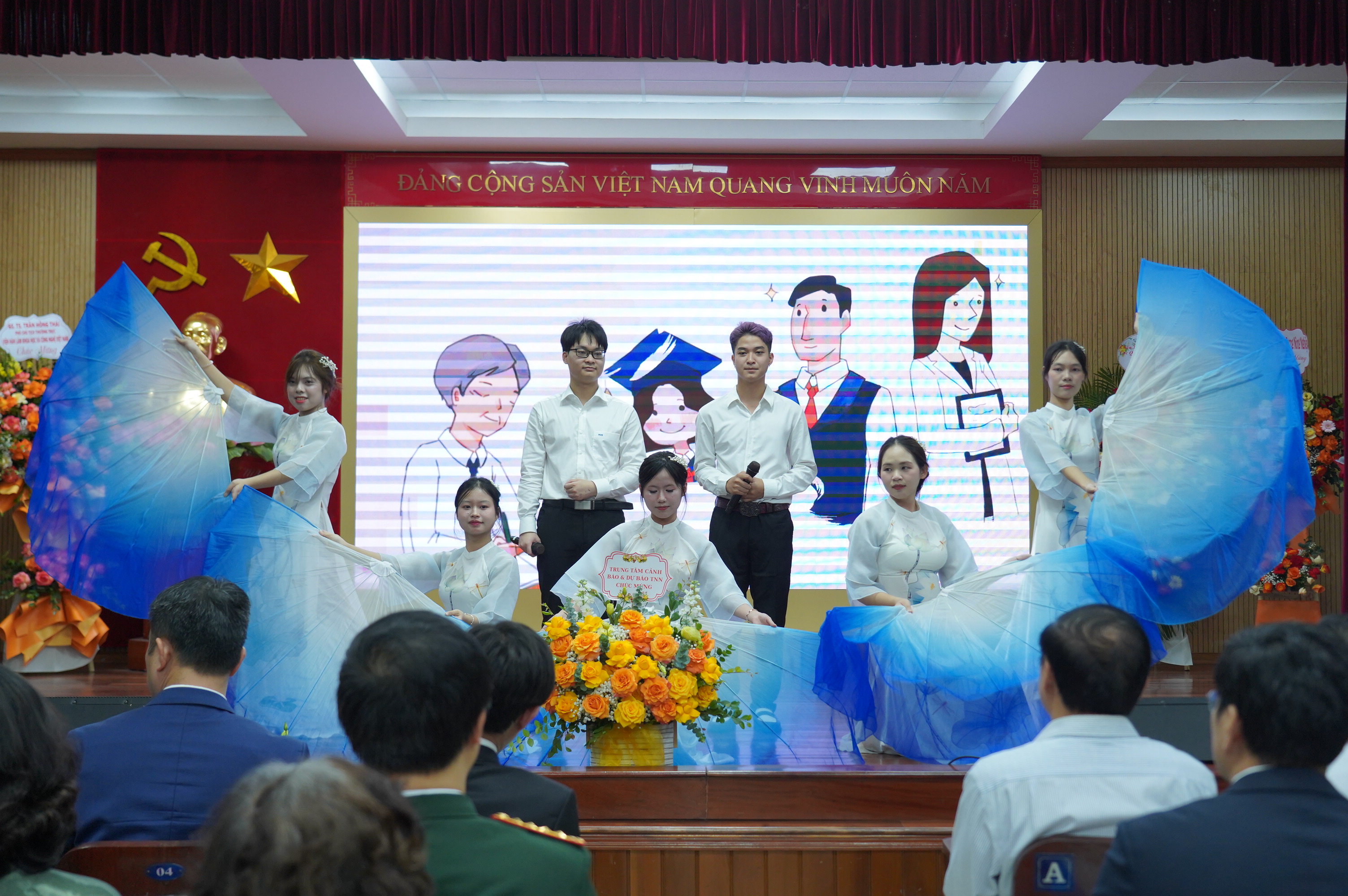 Cơ sở đào tạo và nghiên cứu hàng đầu cả nước trong lĩnh vực Khí tượng – Khí hậu, Thủy văn – Tài nguyên nước, Khoa học – Công nghệ biển