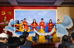 Sinh viên Trường Đại học Khoa học Tự nhiên với tình yêu biển đảo thiêng liêng của Tổ quốc