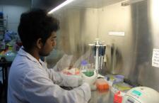 Lahiru Chamara- sinh viên khóa QH.2013.T Khoa Sinh học: 