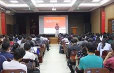 Học kĩ năng mềm và đối thoại với CEO Luvina Software Lê Quang Lương