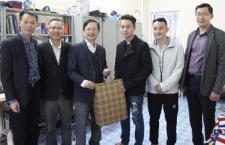 Lãnh đạo Trường Đại học Khoa học Tự nhiên chúc tết học sinh, sinh viên