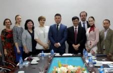 Tăng cường hợp tác và phát triển với các Trường Đại học Liên bang Nga