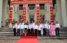 Phó Thủ tướng Vương Đình Huệ đánh trống khai giảng tại Trường THPT Chuyên Khoa học Tự nhiên