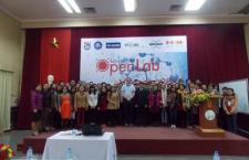 Đào tạo ngắn hạn về “ Tinh thể học tia X, lí thuyết và ứng dụng trong Hóa học”.