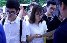 Tân sinh viên khóa QH.2017.T (K62) háo hức nhập học vào trường ĐHKHTN