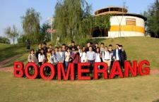 Sinh viên CTĐT Tiên tiến, ngành Hóa học tham quan và trải nghiệm tại Trung tâm nghiên cứu và chuyển giao công nghệ.