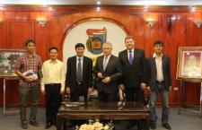 Kí kết hợp tác với hai trường Đại học của Cộng hòa Czech