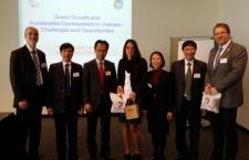 Hiệu trưởng thăm và làm việc với các trường Đại học CHLB Đức