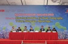 Sôi động chương trình tư vấn tuyển sinh năm 2015