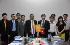 Ký kết hợp tác với Trường Đại học Công nghệ Suranaree, Thái Lan