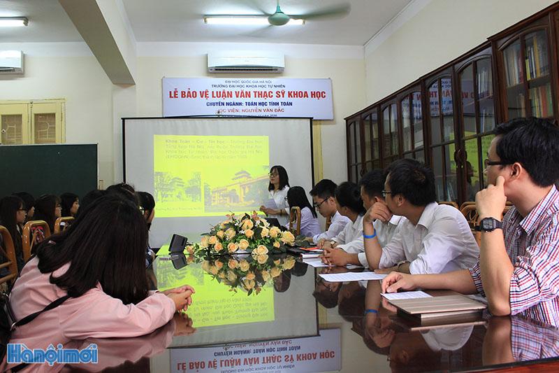 Trường Đại học Khoa học Tự nhiên khơi niềm đam mê khoa học cho học sinh Thủ đô