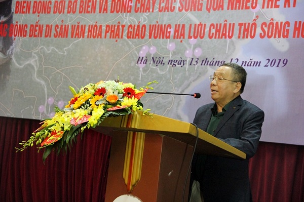 Description: C:\HUS2019\12.2019\13.12.Hội thảo Khoa Địa chất-19LTT\KDiachat.anh2.jpg