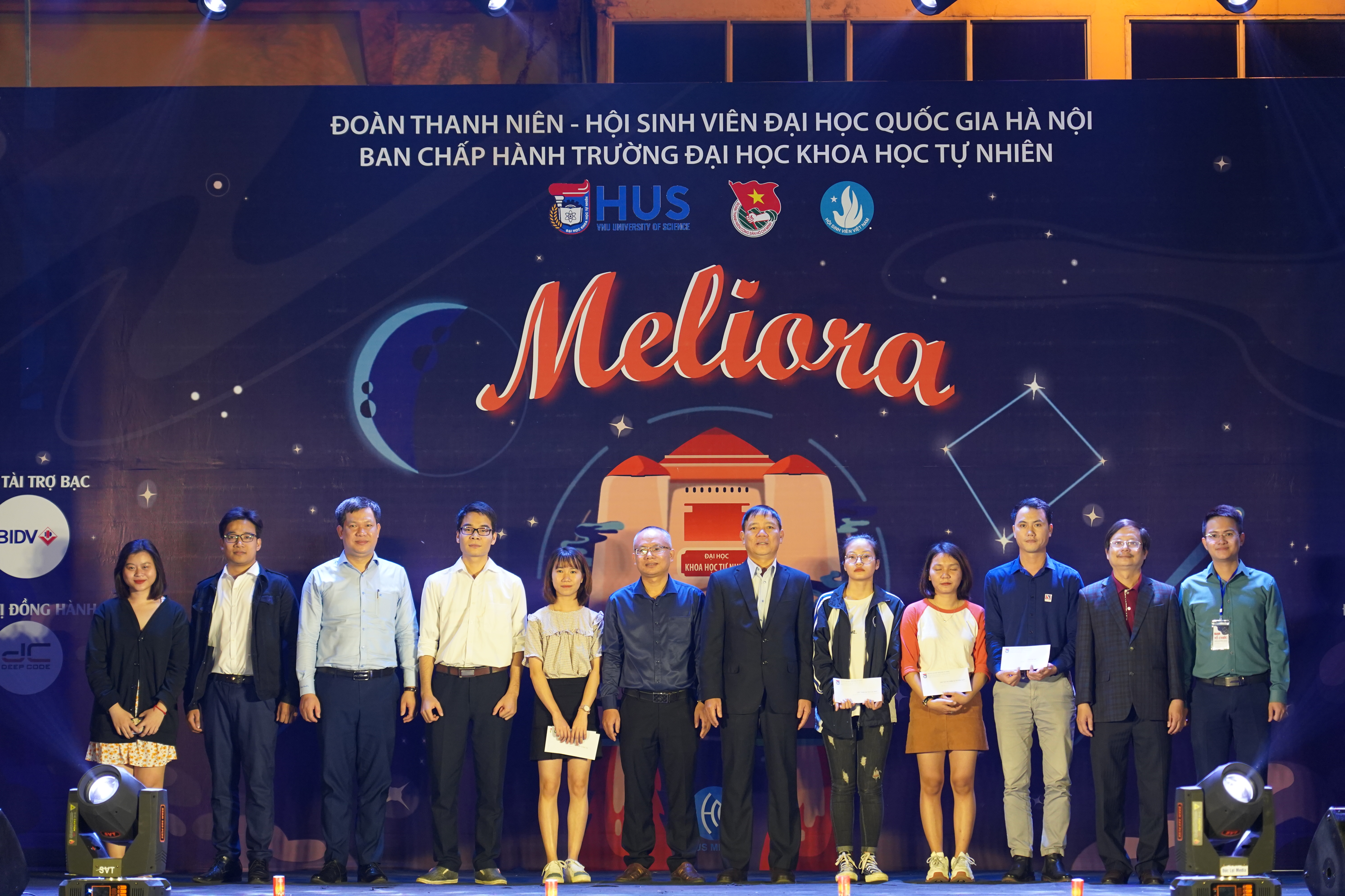 Trao giải cuộc thi sáng tác “Đường đến HUS-Đường đến tương lai”