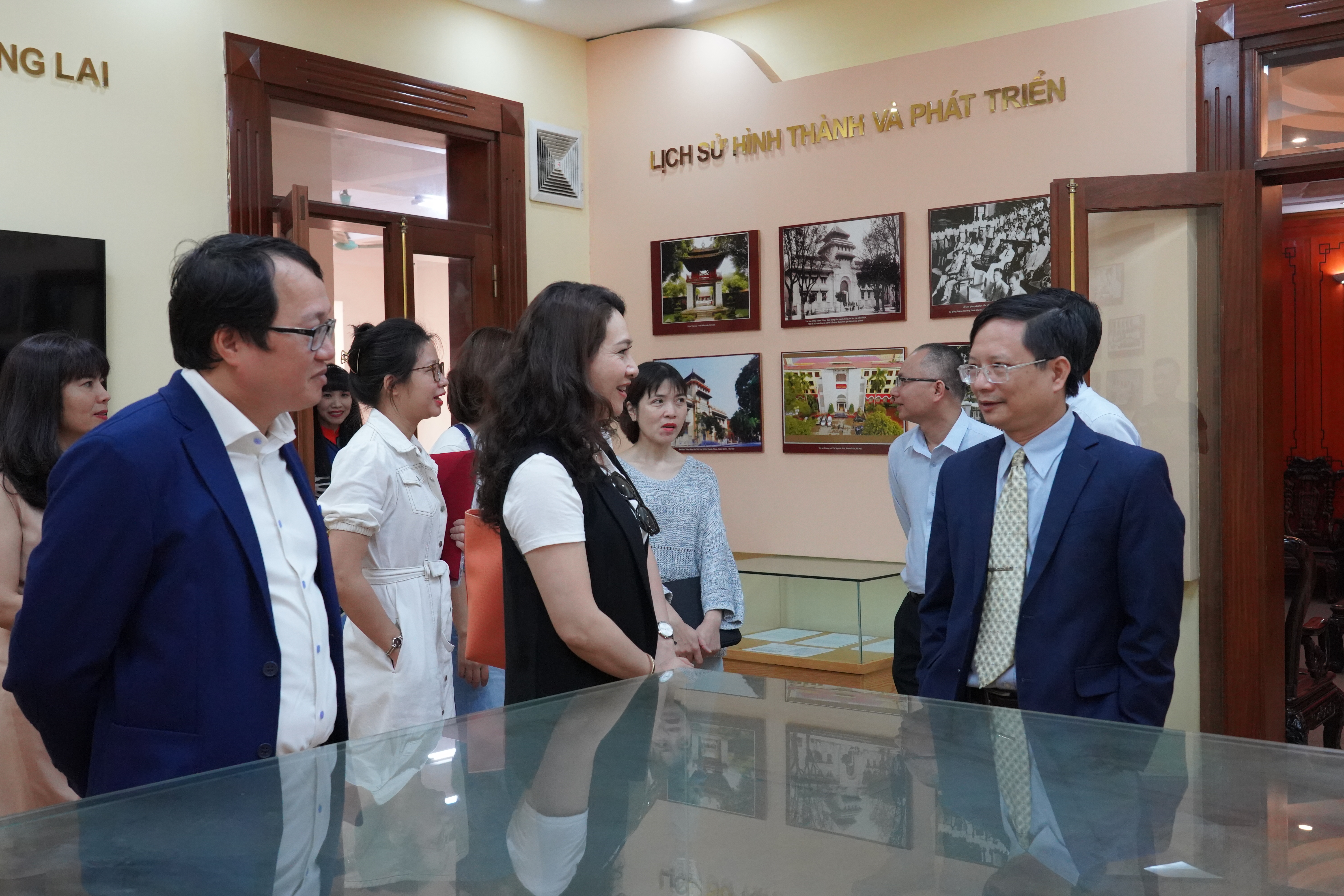 Trường Đại học Khoa học Tự nhiên và Công ty Mỹ Thanh ký kết biên bản ghi nhớ hợp tác