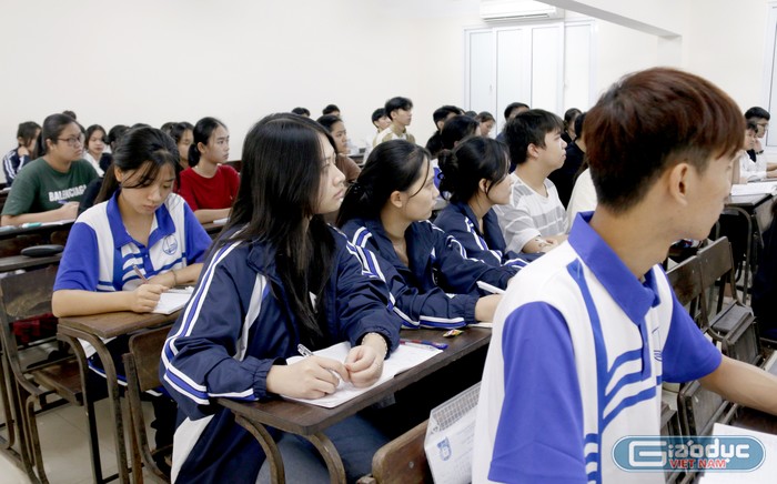 Những con số ấn tượng về tỷ lệ GS, PGS của Trường Đại học Khoa học tự nhiên