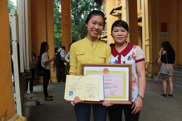 Description: F:\TraoBangCuNhan\IMG_4215.JPG