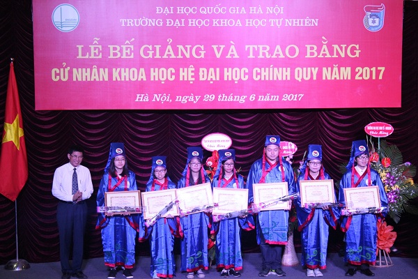 Description: F:\TraoBangCuNhan\IMG_4194.JPG